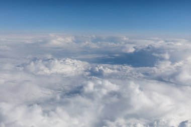 Bulutlu güzel gökyüzü