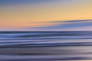  Bulanık deniz manzara