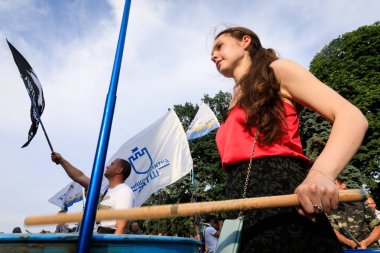 Toplantı qarşı mübarizə Kiev