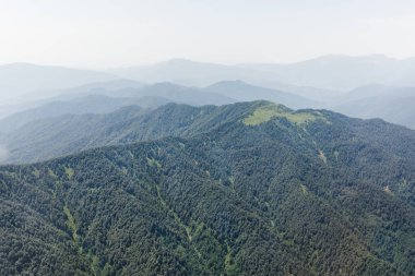 Yaz aylarında Kafkas Dağları