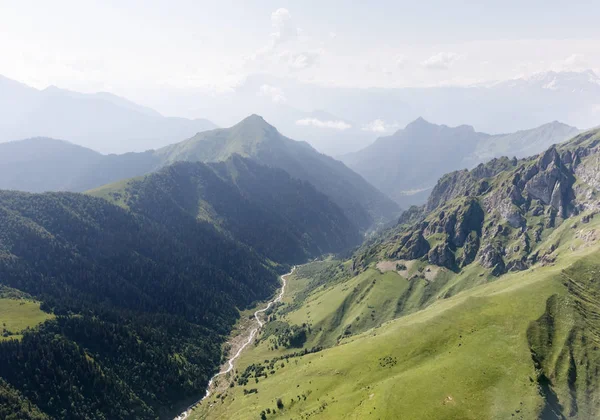 Kavkaz hory v létě — Stock fotografie