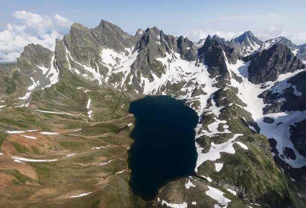 Yaz aylarında Kafkas Dağları