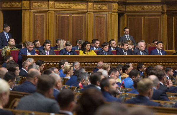 Кабинет Министров Украины в Верховной Раде
