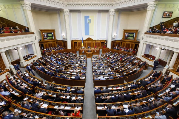 Presidente de Ucrania Petro Poroshenko en Verkhovna Rada de Ucrania — Foto de Stock