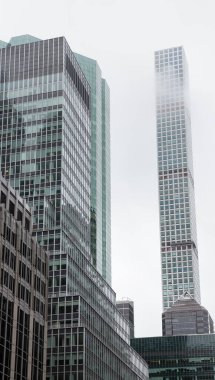 Dünyanın en yüksek konut gökdelen Manhattan'da