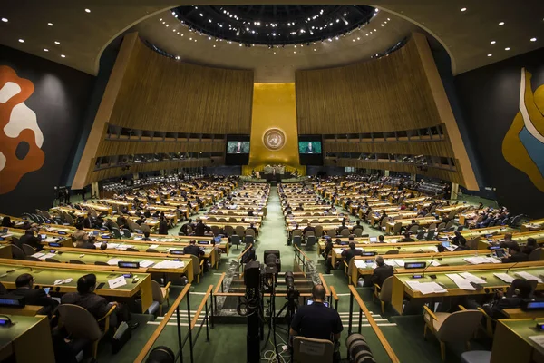 Prezident Ukrajiny Petro Porošenko ve valném shromáždění OSN — Stock fotografie