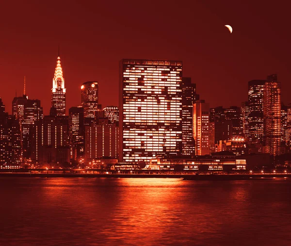 Manhattan à noite — Fotografia de Stock