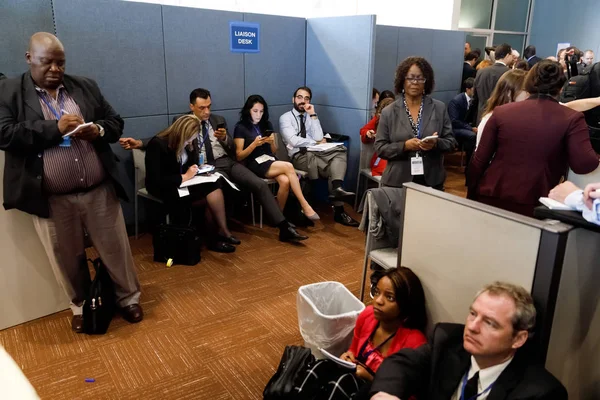 Gazeteciler sırasında BM Genel Kurulu çalışmaları