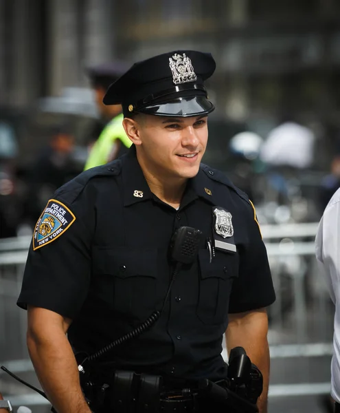 Policiais nas ruas de Manhattan — Fotografia de Stock