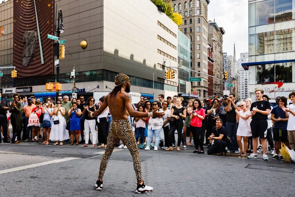 Вулиця танцюристів на площі Юніон-Сквер у Манхеттені — стокове фото