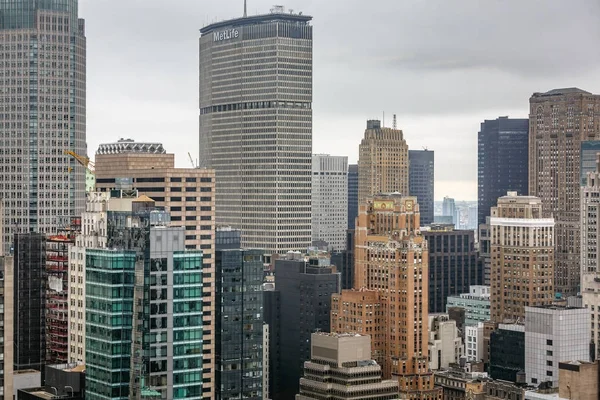 De straten en daken van Manhattan — Stockfoto