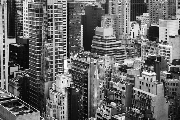 Calles y techos de Manhattan en Nueva York — Foto de Stock