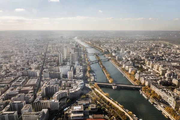 Міський пейзаж місто Париж — стокове фото