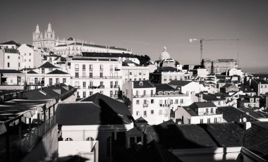 Lizbon şehir manzarası Alfama adlı