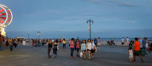 Strand von Coney Island in New York City — Stockfoto