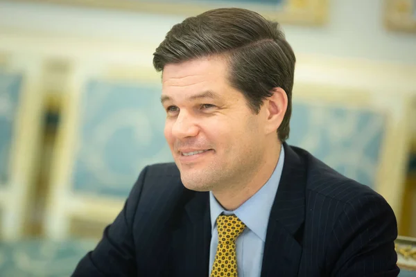 Petro Poroshenko y Wess Mitchell — Foto de Stock