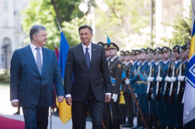 Kiev, Ukrayna - 11 Mayıs 2018: Başkan, Cumhuriyeti, Slovenya Borut Pahor bir toplantı sırasında Kiev Ukrayna Petro Poroshenko Başkan ile