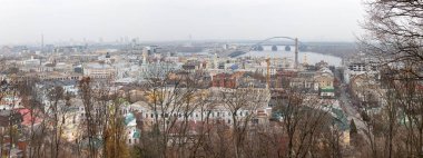 Kyiv 'in Podol ilçesinin şehir manzarası