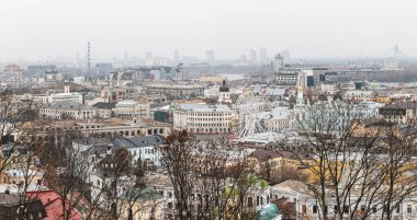 Kyiv 'in Podol ilçesinin şehir manzarası