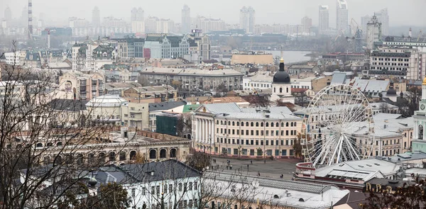 Stadsbilden i distriktet Podol i Kiev — Stockfoto