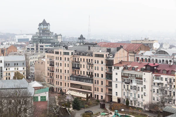 Yaşlı Kyiv 'in çatıları — Stok fotoğraf