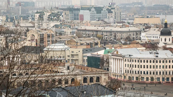 Kyiv 'in Podol ilçesinin şehir manzarası — Stok fotoğraf