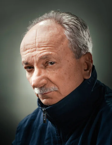Portret Van Een Oudere Man Oude Senior Man Closeup Ernstige — Stockfoto