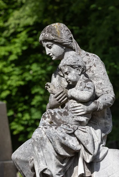 Národní Muzeum Památníku Lychakiv Hřbitov Lvově Ukrajina Stará Socha Hrobě — Stock fotografie