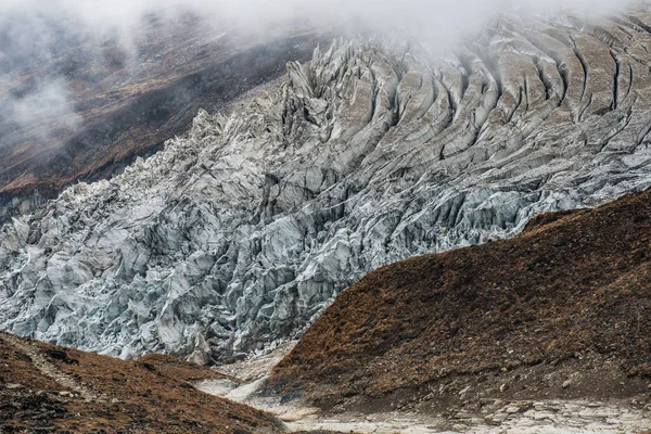 Παγετώνας στα βουνά του Νεπάλ, Manaslu — Φωτογραφία Αρχείου