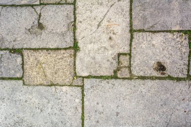 Taş yol çimen doku arka plan ile