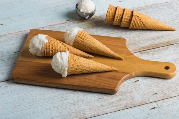 Ice cream preparation — Stock Photo, Image