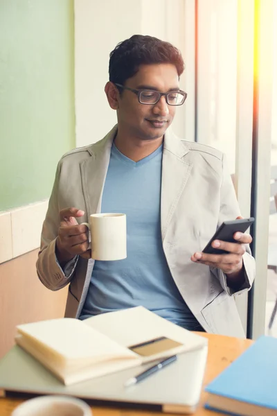 Indian male texting — Stock Photo, Image