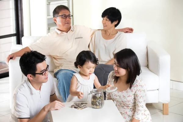Asian family finance concept photo — Stock Photo, Image