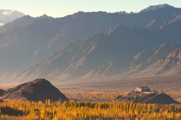 Prachtige landschap van Tso-moriri — Stockfoto