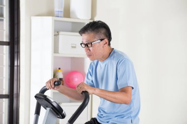 Komuta sizde spor salonu