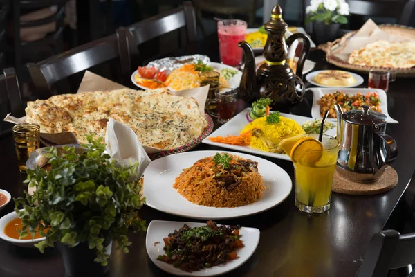 Berbagai makanan Arab — Stok Foto