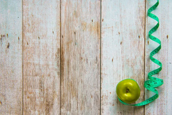 Jablko s magnetofonem — Stock fotografie