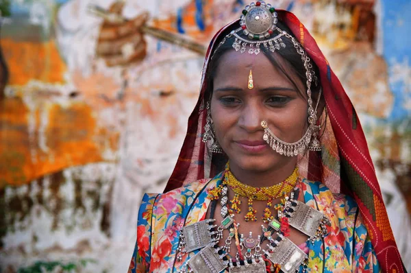 Schöne rajasthani frau — Stockfoto