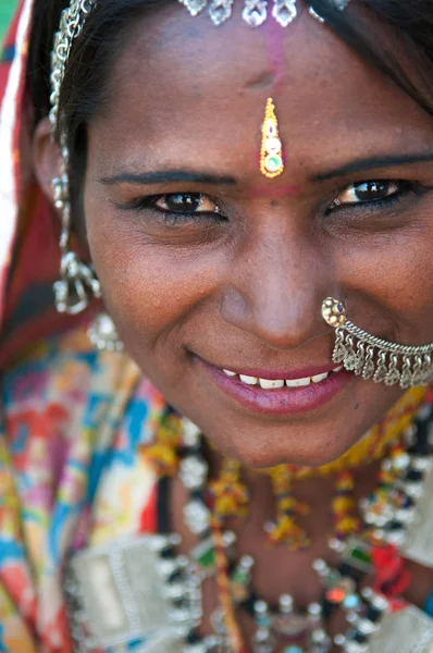 Mooie rajasthani vrouw — Stockfoto