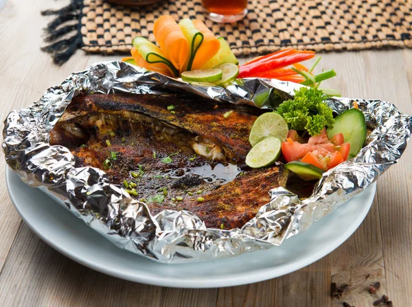 Gegrillter arabischer Fisch — Stockfoto