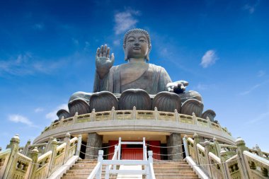 Tian Tan Buddha statue
