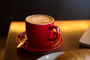 Sıcak lezzetli latte 