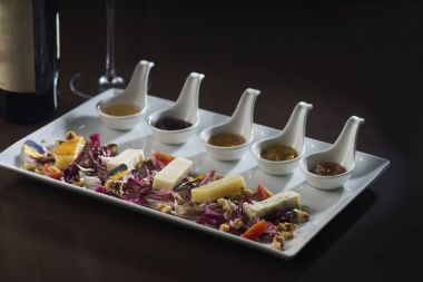 İtalyan peynir ve soslar 