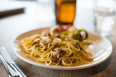 lezzetli deniz ürünleri spaghett 