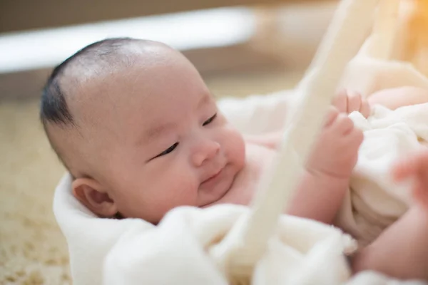 Carino asiatico bambino — Foto Stock