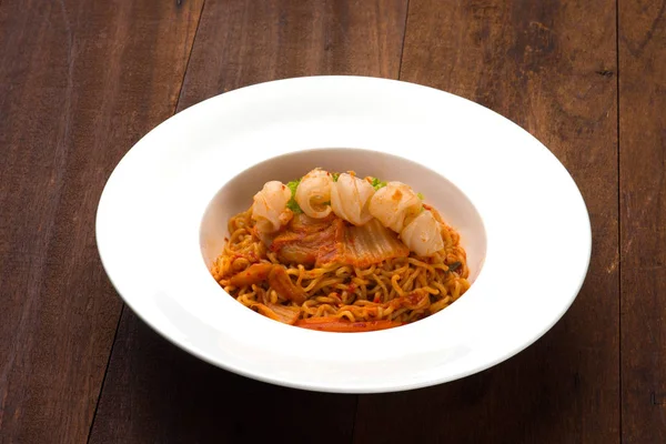 Kimchi kalamar ramen 