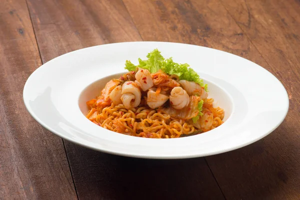 spagetti Füme somon ile