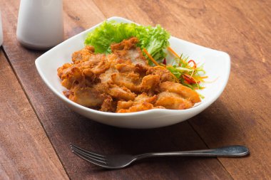 derin kızarmış domuz eti