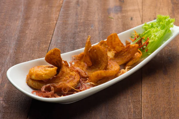 derin kızarmış patates dilimleri