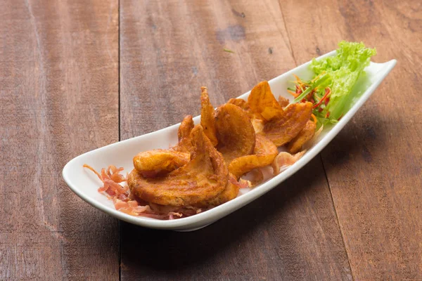 derin kızarmış patates dilimleri